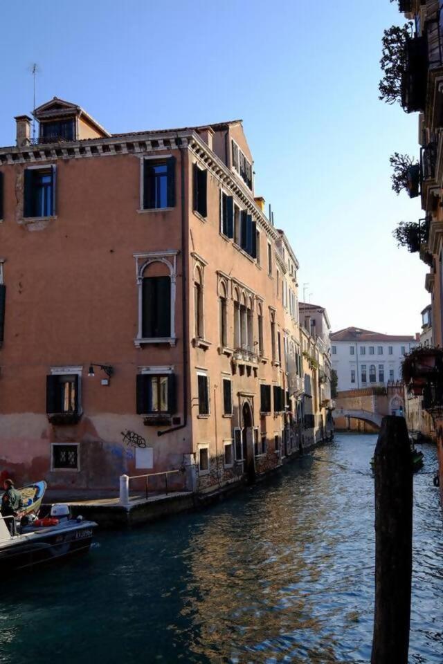 ヴェネツィアRio Ca Foscari A San Pantalonアパートメント エクステリア 写真