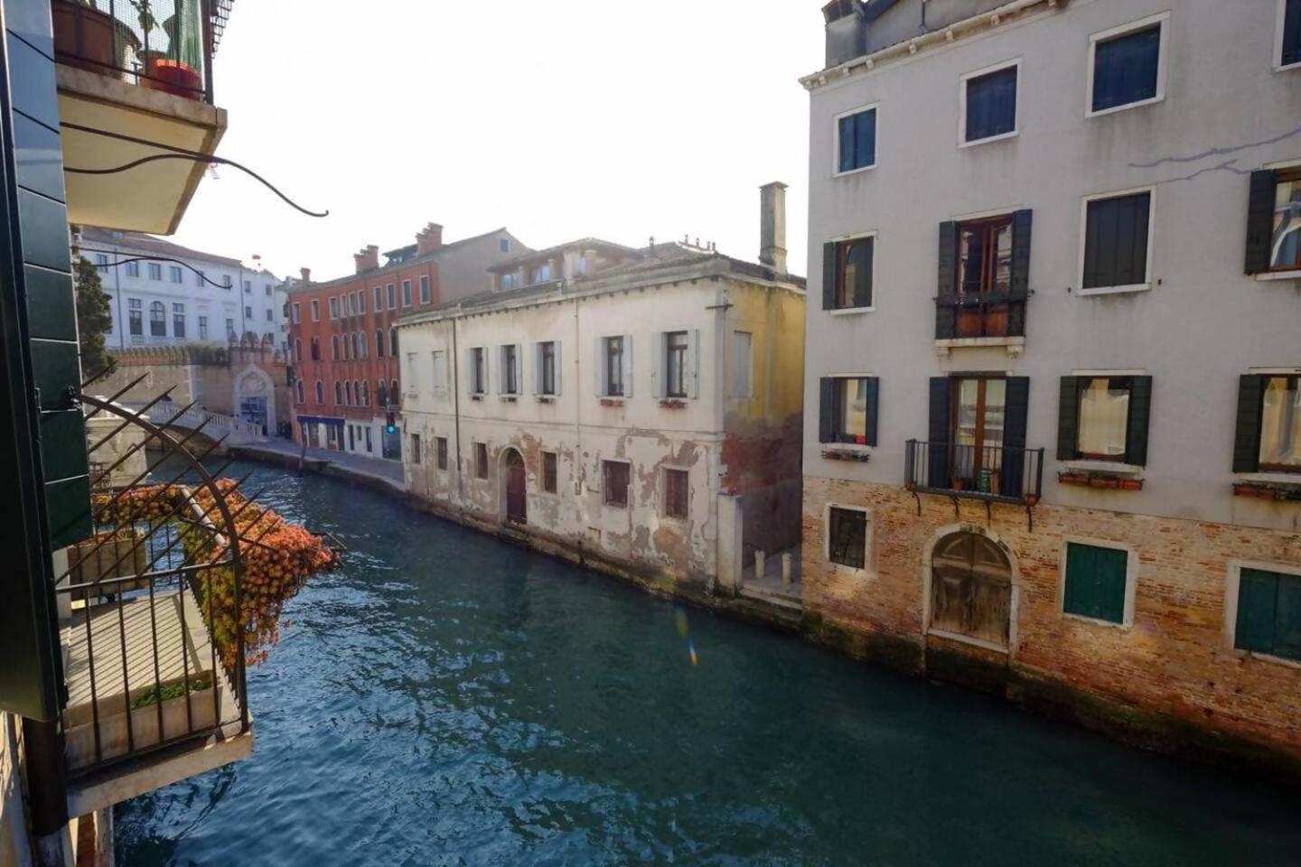 ヴェネツィアRio Ca Foscari A San Pantalonアパートメント エクステリア 写真